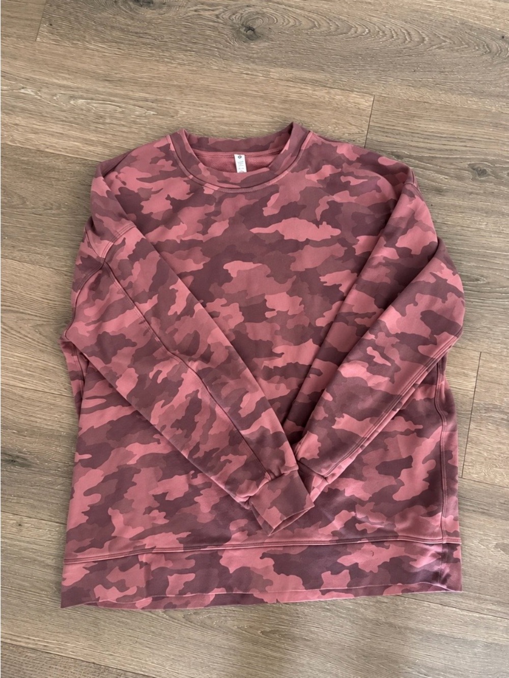 Lululemon Perfectly Oversized Crew, pink camo, size 14